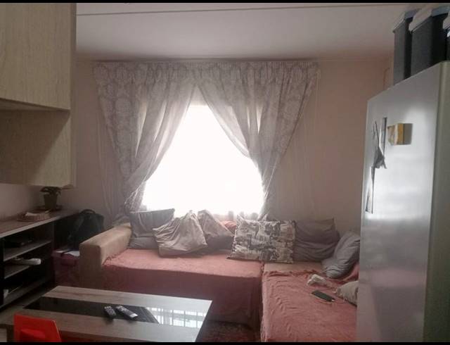 2 BEDROOM APARTMENT FOR SALE IN RIVERSIDE VIEW